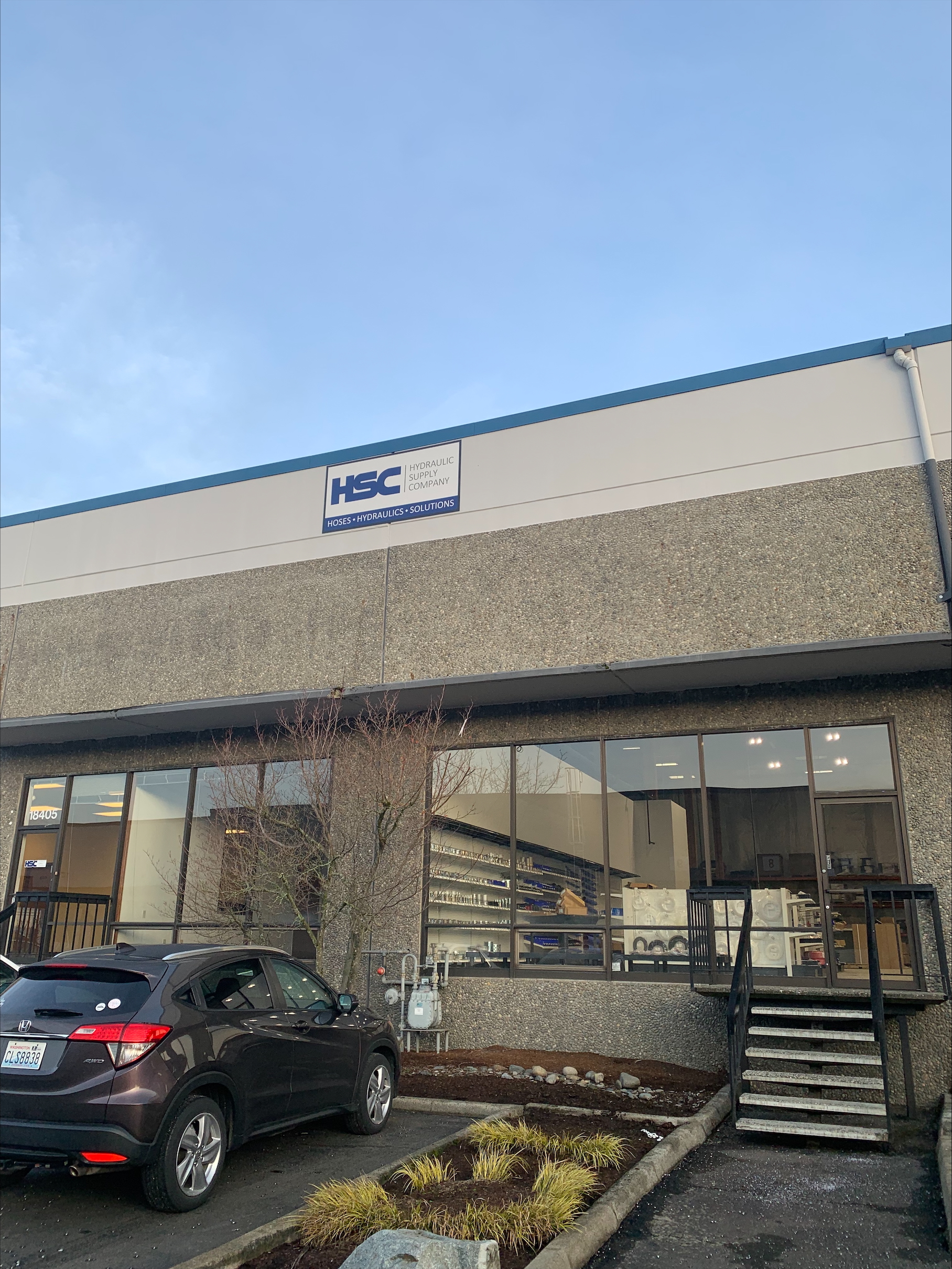 Kent, WA Retail Store